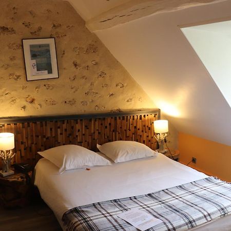 Auberge Du Manet Montigny-le-Bretonneux Exteriör bild
