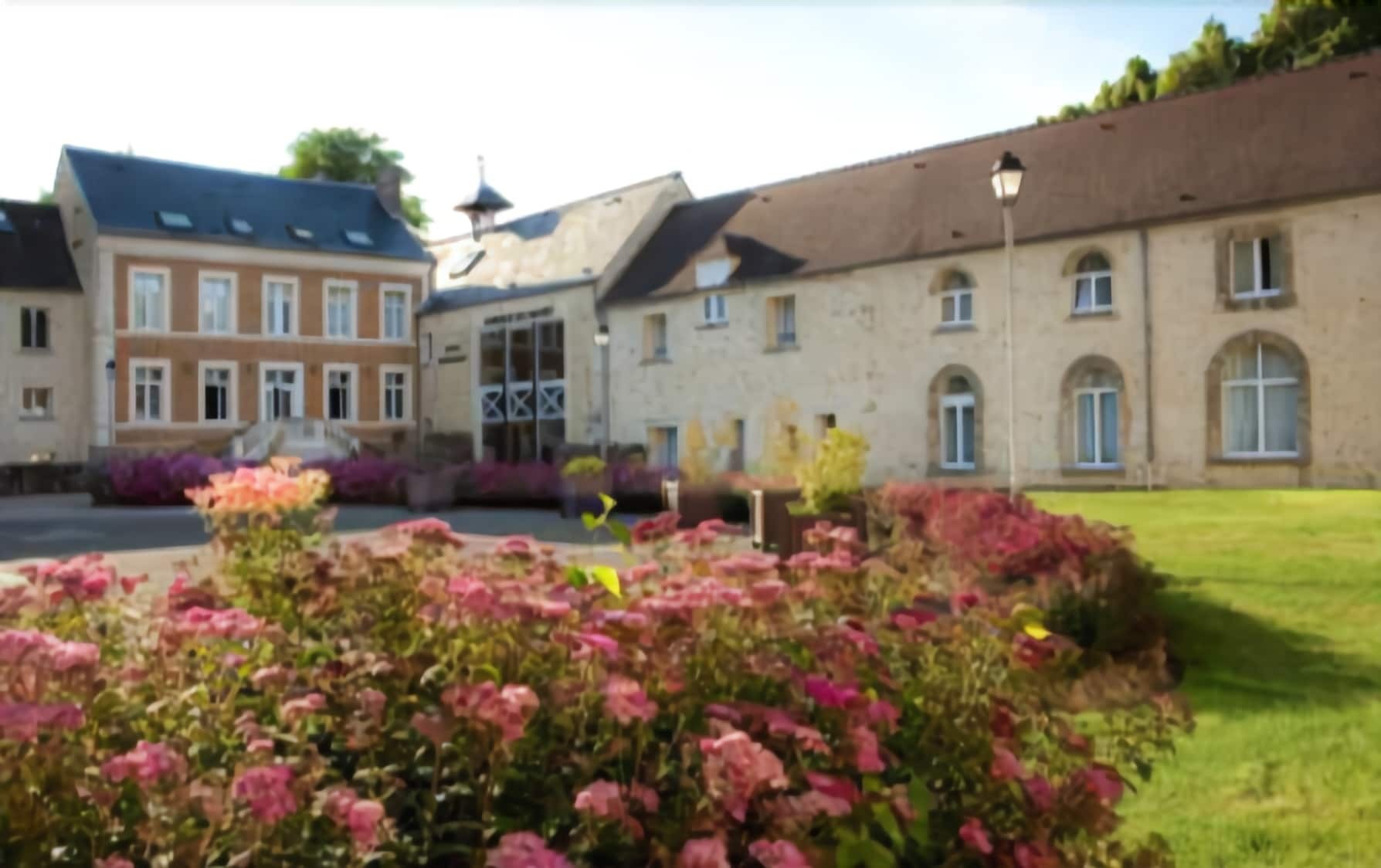 Auberge Du Manet Montigny-le-Bretonneux Exteriör bild